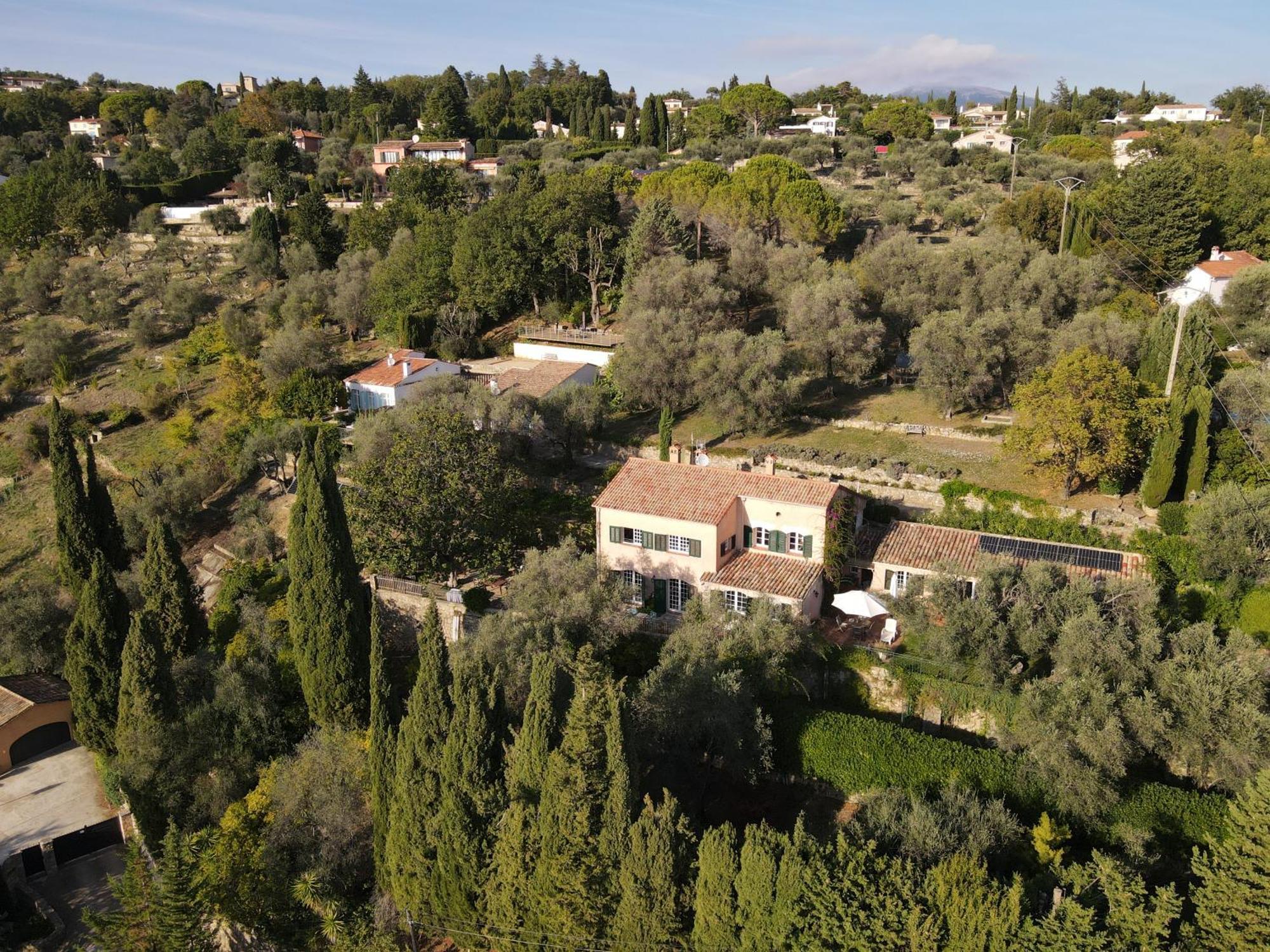 Apartment Cezanne With Heated Pool And Private Garden シャトーヌフ＝グラース エクステリア 写真